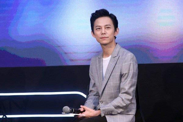 何炅为什么会被列入黑名单(从老好人到)(39)