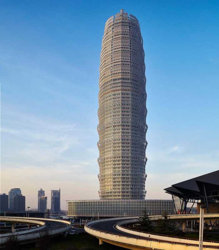 中国高楼排名前十(2025中国新时代100大建筑)