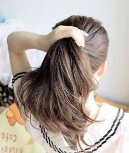 ​发簪怎么自己盘发最简单（教你如何用发簪盘发）