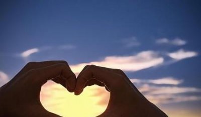 ​为什么两个人在一起老是吵架,分开又想的不行(性格不合的意思)