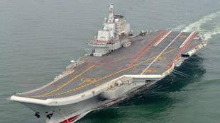 国产航母迎来第三次海试!专家:离服役的日子不远了