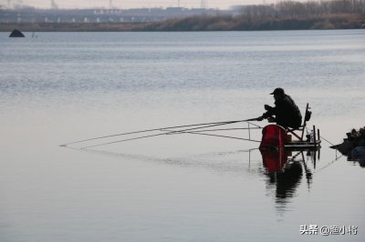 ​什么叫野钓什么叫黑坑（玩黑坑和玩野钓有什么区别）