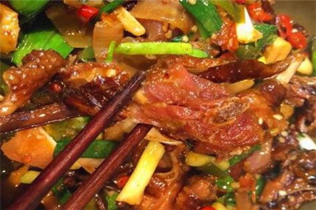 腊鸡怎么做好吃 三款家常做法推荐