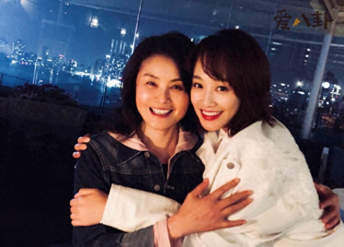 蓝盈莹父母是做什么的很有钱吗 蓝盈莹个人资料家庭背景被曝遭扒