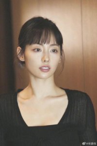 ​张嘉倪疑醉酒被偷拍 回怼：一没醉二没 45 岁