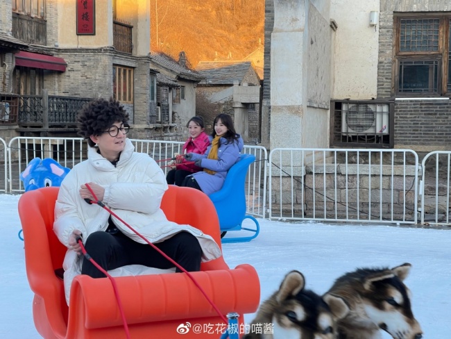 未来可期！认真工作！王冰冰发plog告别2025