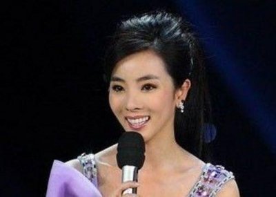 ​主持人李思思的男友(李思思主持人大赛)