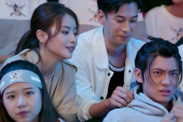 全职高手:孙翔反转,飞翔cp内部较劲引关注,这才是真电竞!