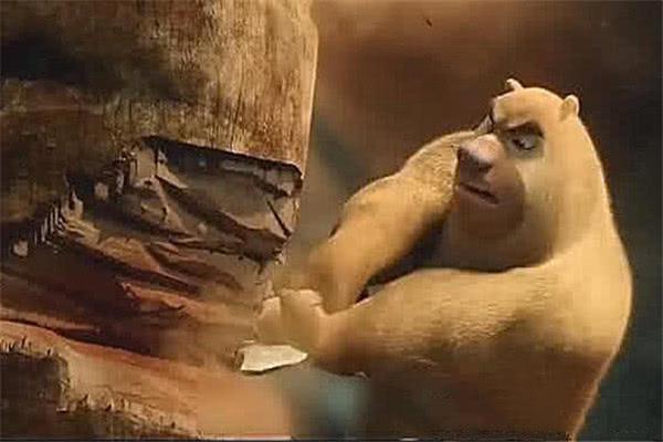 熊出没:光头强这一次终于砍到树,熊大熊二还帮他一起砍!