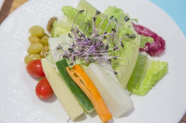 玉米笋能生吃吗-(玉米笋的功效与作用)