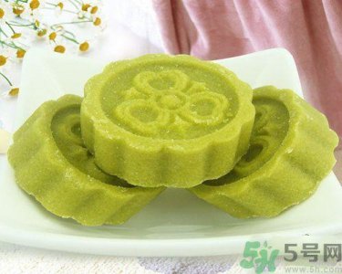 ​喝中药期间可以吃绿豆糕吗？吃中药能不能吃绿豆糕？