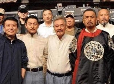 ​赵本山的势力究竟有多强？从这张合影中可见端倪！