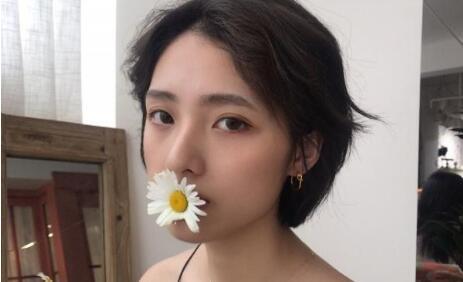 女孩子在考验你的表现2