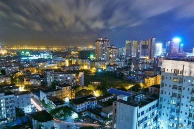 ​这座原本属于广东的城市，划给广西后 经济直线上升GDP达41045万