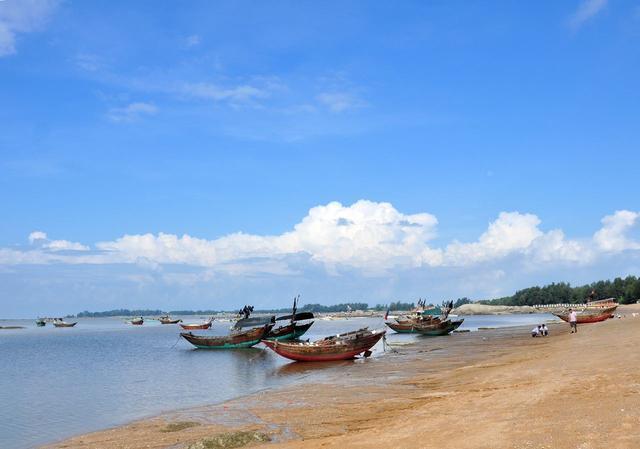 这座原本属于广东的城市,划给广西后 经济直线上升GDP达41045万