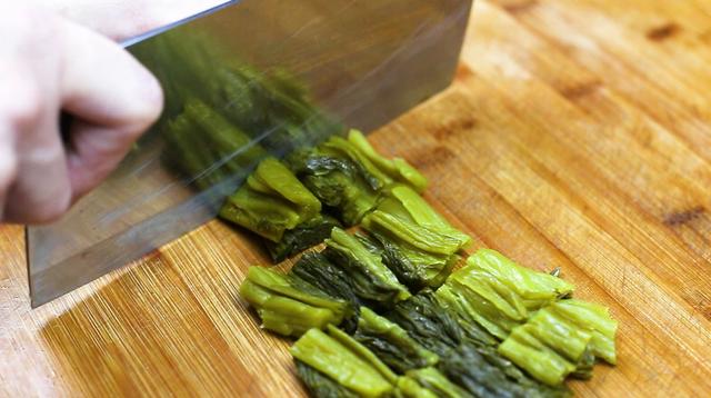 怎么做黄骨鱼好吃又简单(黄骨鱼这个做法才叫香)(4)