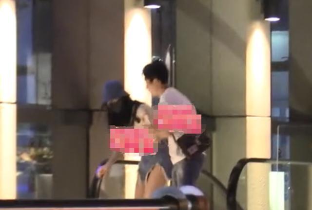 娄艺潇新恋情曝光!与新男友KTV包房紧紧相拥,还同返女方香闺