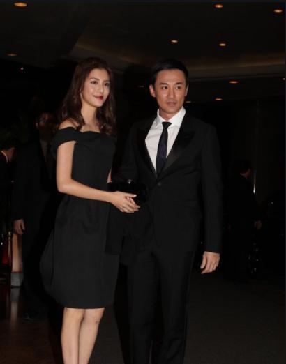 林峯前女友吴千语晒罕见性感照，一双大长腿让人挪不开眼