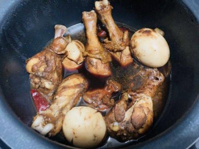 ​鸡腿怎么做好吃又简单(家常鸡腿的做法步骤)