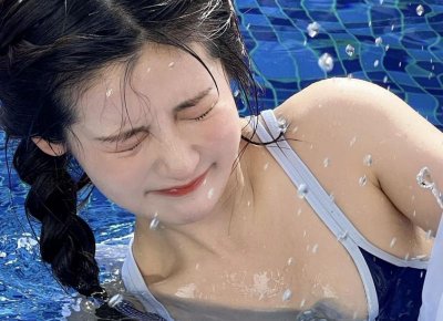 ​男人喜欢你又克制的表现少主动沟通（男人喜欢你又有意克制的表现）