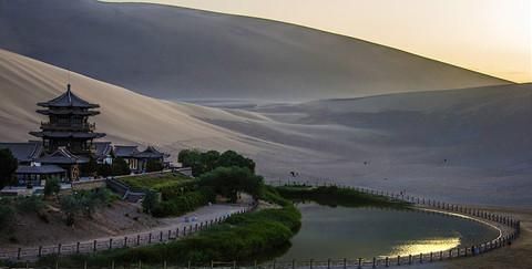 月牙泉位于我国哪个省