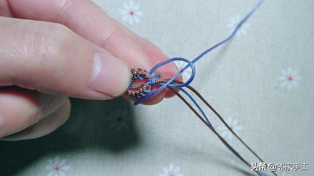 手工编织手链金刚结（包芯金刚结图文教程）(17)