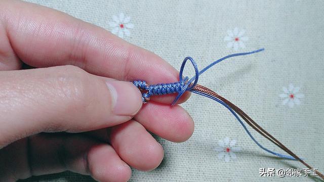 手工编织手链金刚结（包芯金刚结图文教程）(19)