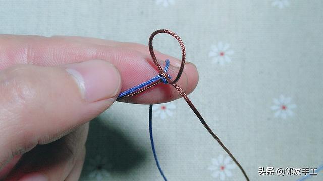 手工编织手链金刚结（包芯金刚结图文教程）(9)