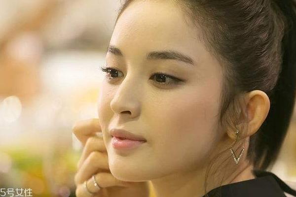 什么眉型百搭 淡雾眉谁画谁美