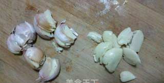 大蒜冰糖煮水要几分钟,冰糖煮大蒜的做法图2