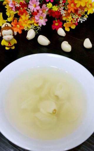 大蒜冰糖煮水要几分钟,冰糖煮大蒜的做法图5