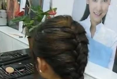 锁骨短发怎么扎好看视频