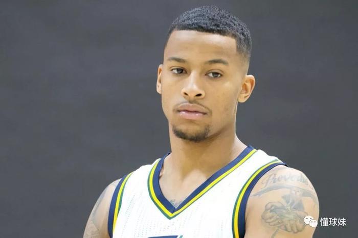 你们真的不认识这个艾弗森吗？他在nba都打了4年了