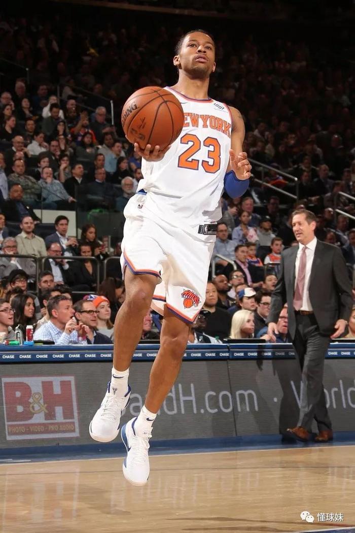 你们真的不认识这个艾弗森吗？他在nba都打了4年了