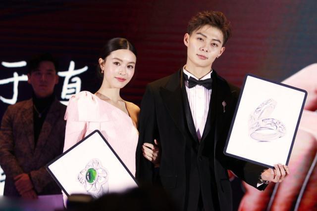 徐璐张铭恩官宣恋情！中戏F4却在评论里喊儿子儿媳妇？