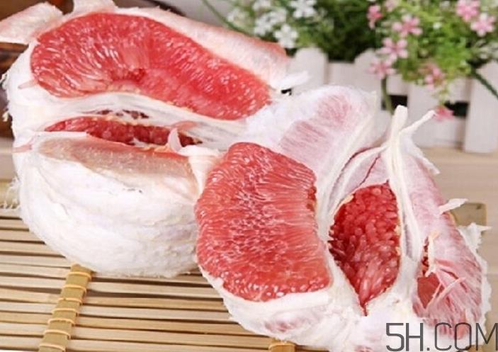 吃红心柚子有什么好处？红心柚子的功效与作用