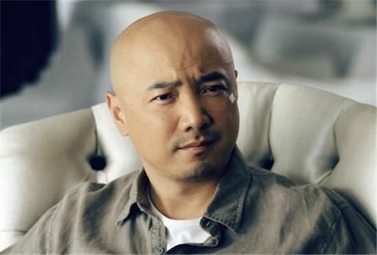 徐峥被曝殴打女记者竟然能踢到对方脸：武林高手？