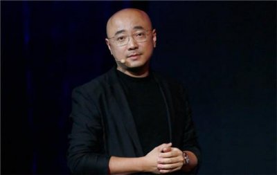 ​徐峥被曝殴打女记者竟然能踢到对方脸：武林高手？