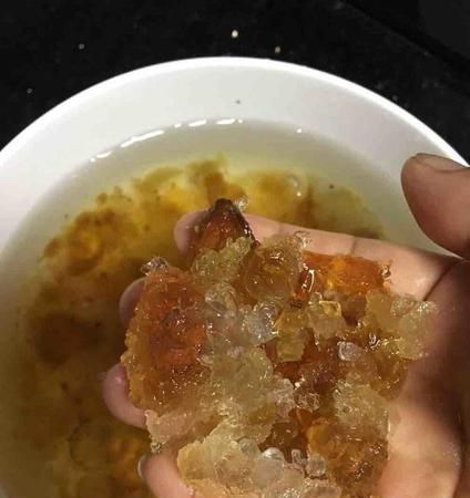 桃胶浸泡放冰箱几天了还可以吃吗