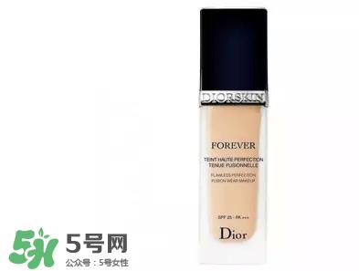 干皮用什么粉底液好?干皮适合什么粉底液? 干皮用什么粉底液好?干皮适合什么粉底液?