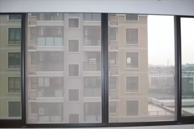 ​纱窗刷清洁神器（纱窗清洁太麻烦？教你6招，轻松去除纱窗灰尘污渍）