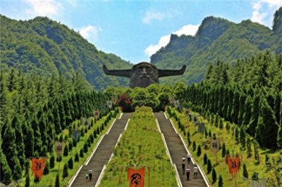 ​原始森林最深处：神农架，真的存在“野人”吗？