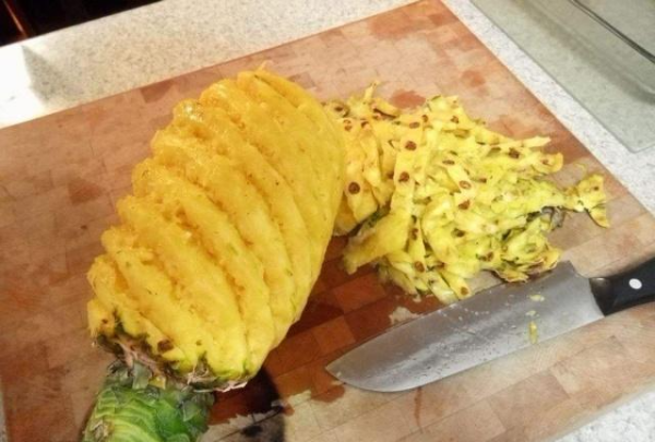 菠萝没有盐用什么代替,吃菠萝用不用盐水泡一下图2