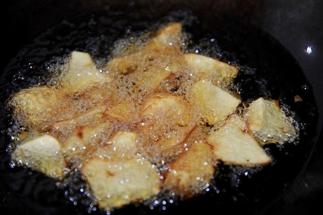 东北地三鲜100种做法（东北名菜地三鲜的家常做法）(6)