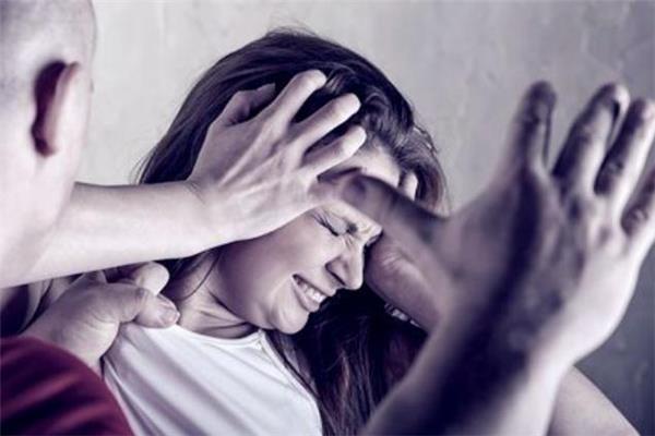 如何看清伴侣有无暴力倾向 怎么看男人有没有暴力倾向 如何看清伴侣有无暴力倾向 怎么看男人有没有暴力倾向