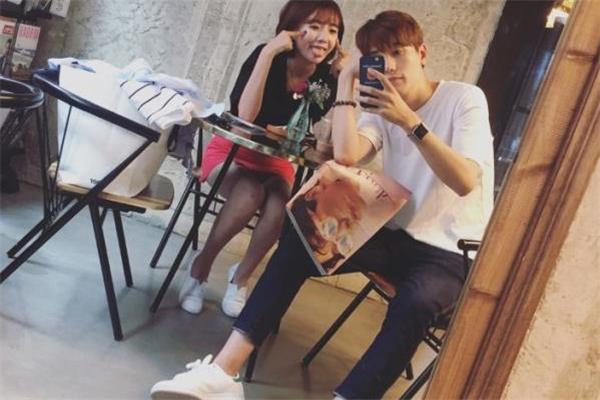 女生说尴尬怎么回复 女生说尴尬是什么意思 女生说尴尬怎么回复 女生说尴尬是什么意思