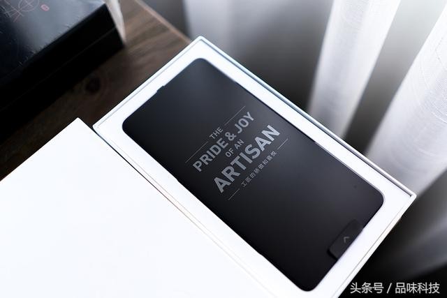 锤子坚果pro2哪个版本值得购买（锤子坚果Pro2手机三个月亲身体验）(1)