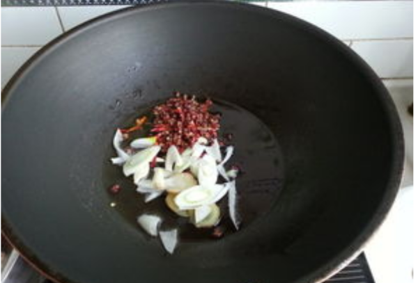 剥好的龙虾肉怎么做好吃,剥壳的小龙虾怎么做好吃图3