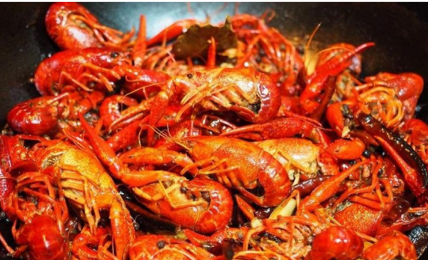 剥好的龙虾肉怎么做好吃,剥壳的小龙虾怎么做好吃图4