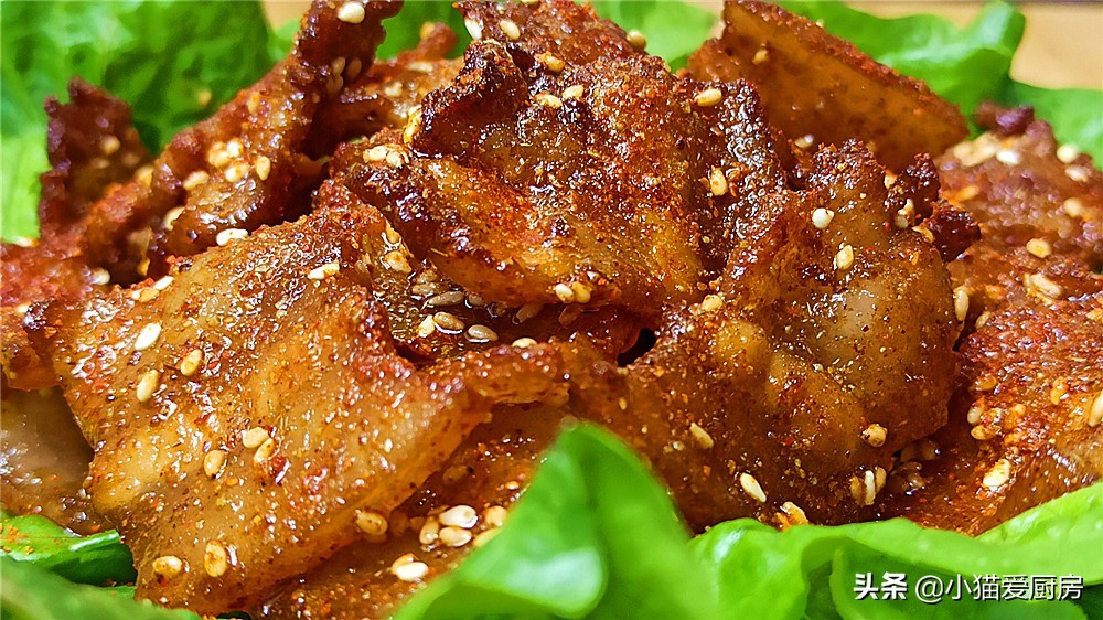 煎肉片的家常做法(超详细香煎五花肉做法教程)